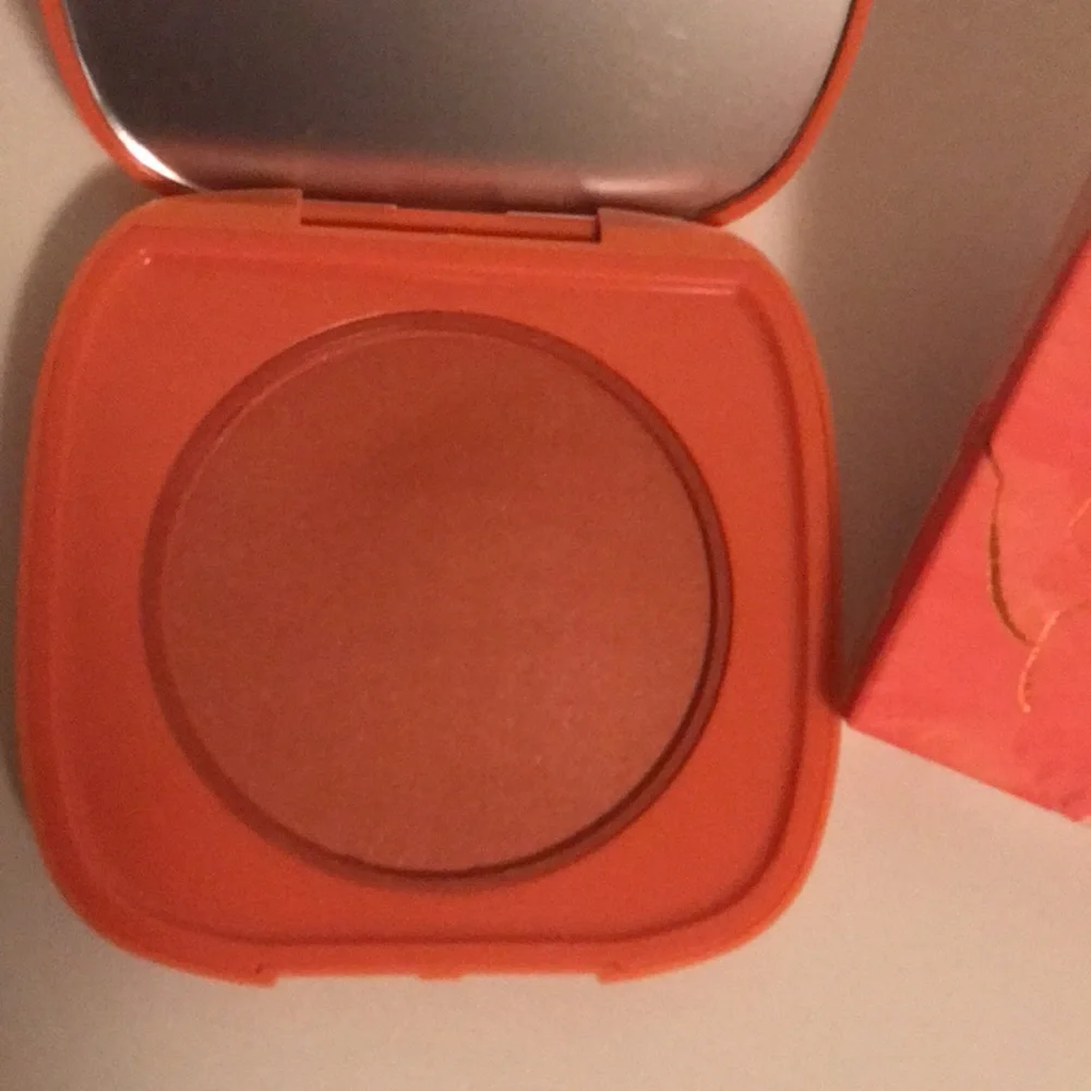 Brand new Colorpop pressed powder blush in outta sight